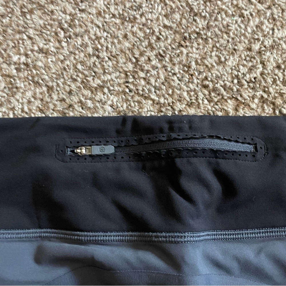 Lululemon Leggings with Pocket - Picture 3 of 3